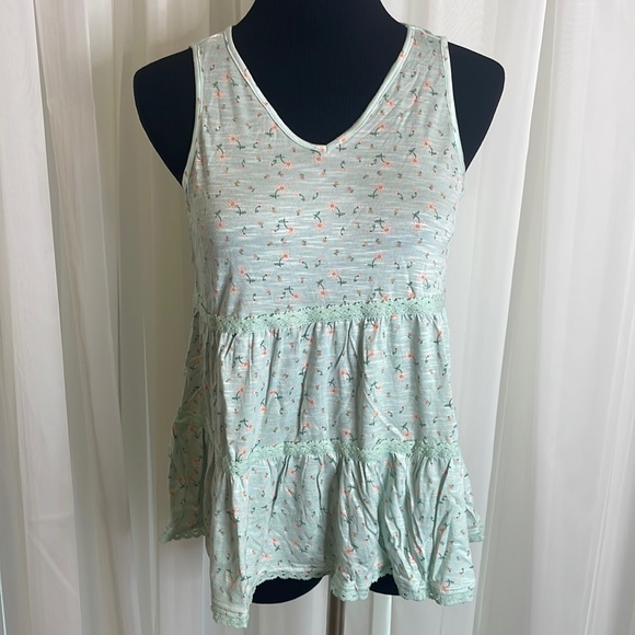 NWT Mint Ditsy LOVE FIRE Tiered Floral Print Tank Top, Size Large - Picture 1 of 5